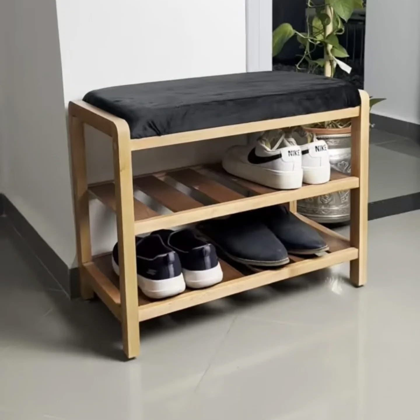 Meuble à chaussures الحد الأدنى