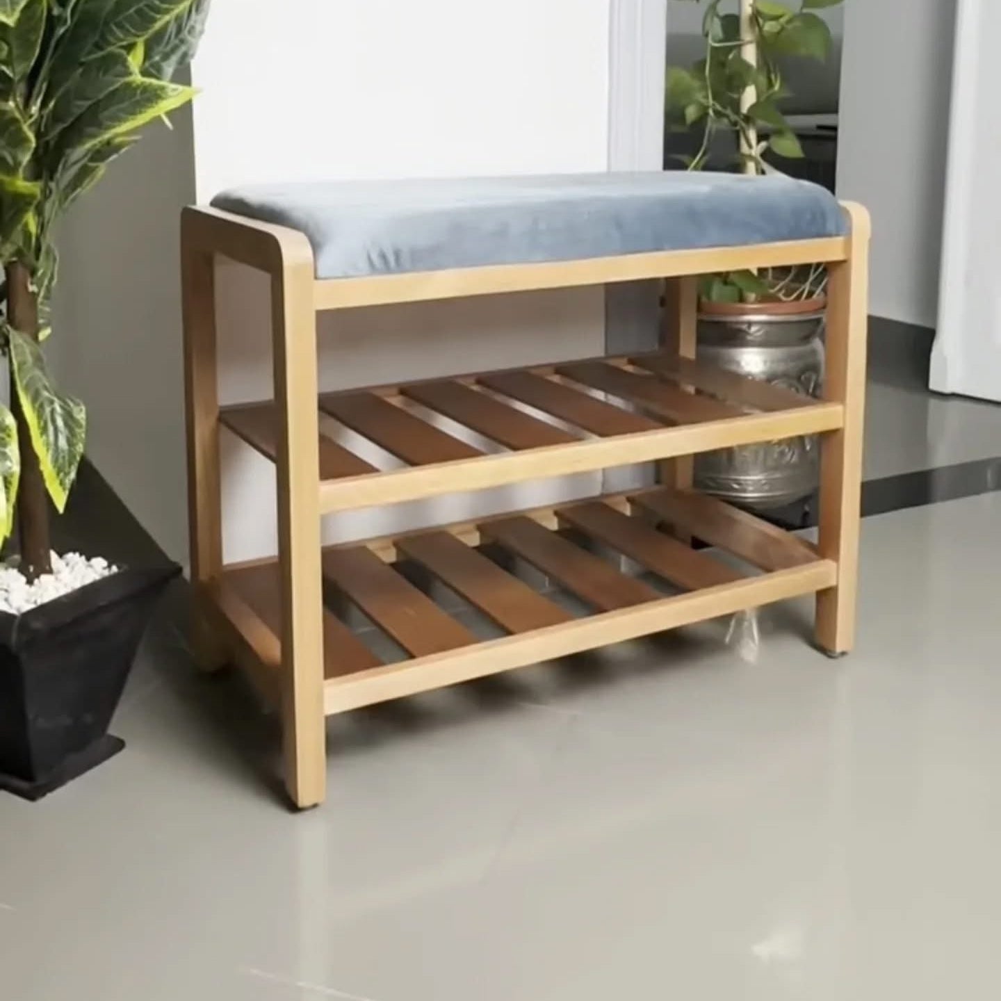 Meuble à chaussures الحد الأدنى