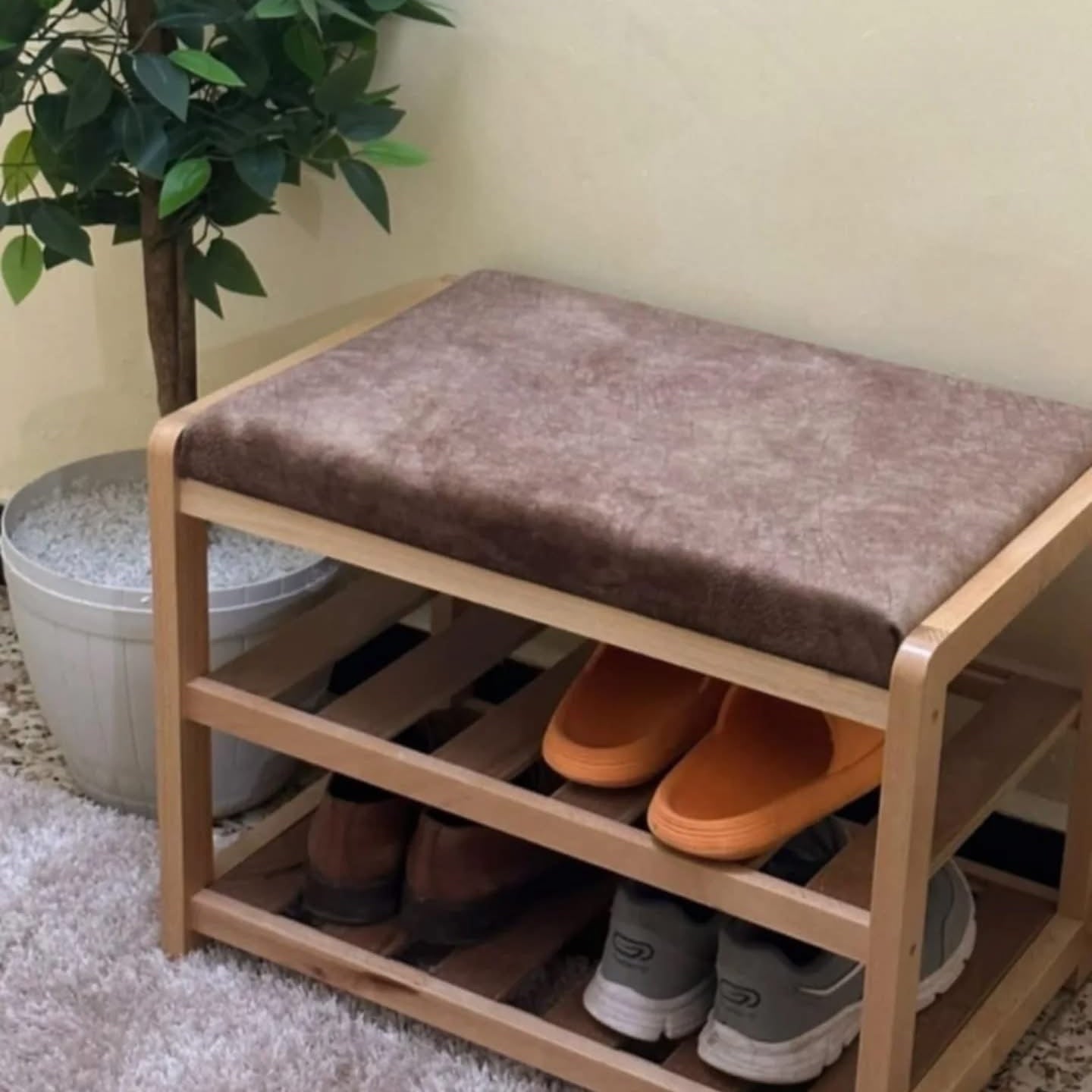 Meuble à chaussures الحد الأدنى